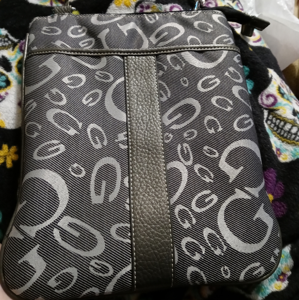 GG..ing purse